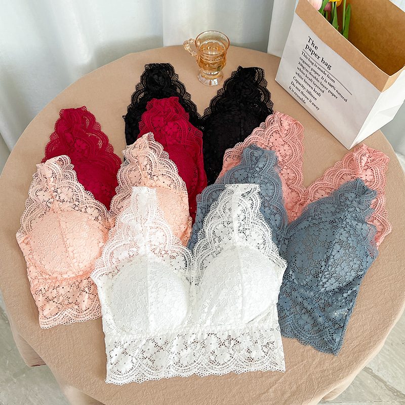 Bralette Wireless Soft - บราเล็ตต์ลูกไม้ลายดอกไม้สำหรับผู้หญิง 3 ชิ้น แบบไร้สาย คอวี ทรงครอปท็อป